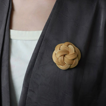 Handwoven Bamboo Flower Brooch – Natural Craftsmanship Inspired by Traditional Bamboo Weaving